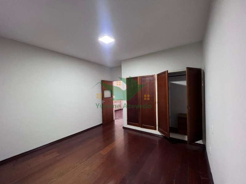 Prédio Inteiro para alugar com 7 quartos, 176m² - Foto 10