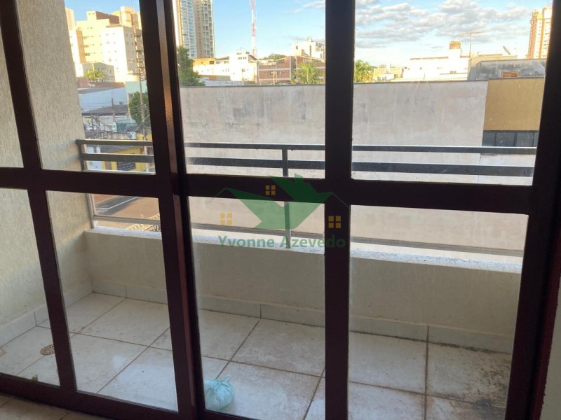 Apartamento para alugar com 3 quartos, 117m² - Foto 13